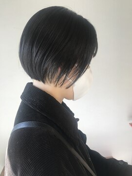 ハサミ(HASAMI) 【HASAMI.】ショートボブ。