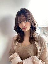 ヌイ 横浜(nui) くびれレイヤーミディアム_暗めカラーグランマッシュ