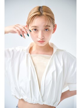 リトル 日田(little) センター分け切りっぱなしボブ