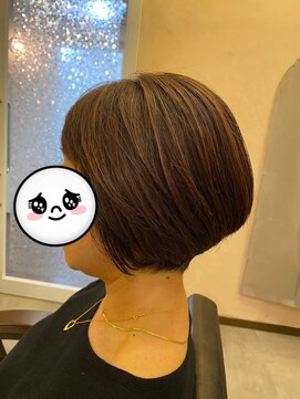 カランコエ(kalanchoe) ショートボブ