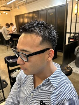 スティーロ 渋谷(Steelo) steelo フェードスタイル×ツイストパーマ