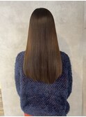 「縮毛矯正で叶える理想のストレートヘア」