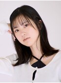 外ハネミディアムヘア