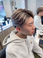 メンズサロン キング 梅田店(Men’s salon K!ng)&nbsp;波巻きツイストスパイラルパーマ/フェザーパーマ/眉毛/メンズ