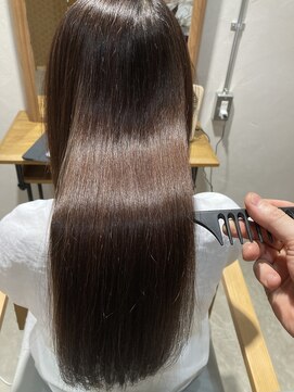 ユーリカ リチェルコ 四天王寺前夕陽ケ丘店 髪質改善カラー/アッシュ