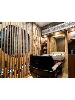 【全席個室/女性スタイリスト多数】ヘアからフェイシャルエステまでトータル提案[銀座/銀座駅]