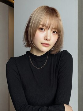 ブリーチ ハイトーン 抜きっぱなしブロンド ボブ 顔周りカット