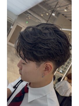 フィフスパーク(fifth PARK) 渋谷毛流れmen'sフェザーパーマセンターパートfifthメンズパーマ