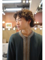 エディ(Edy)&nbsp;波巻きスパイラルパーマブラウンカラー外国人風眉毛カット岡山