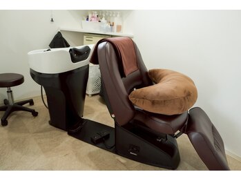 Hair Brillanteの写真/頭浸浴＆ヘッドスパの贅沢な組み合わせ◎ドテラオイル使用で、至福のひとときをあなたに。（40文字）