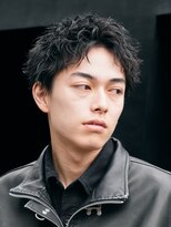 バイフィフス 原宿/表参道(by fifth)&nbsp;緩め波巻きスパイラルパーマシャドウパーマメンズセンターパート