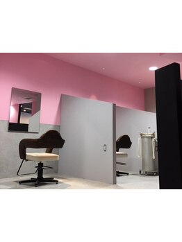 【20時迄営業★】お仕事帰りにも◎周りを気にせず過ごせる個室ブースで、自分だけの特別なサロンtimeを…♪