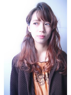 ブーケ(BOUQUET) 耳かけ・ゆるめスパイラル・サイドパート・毛先無造作カール