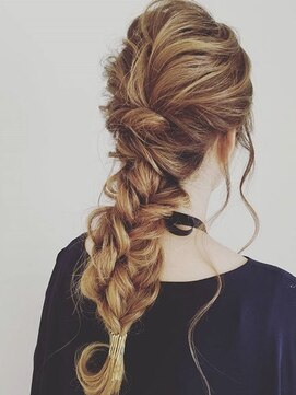 ヒカリア 立川(Hikaria) カジュアルアレンジ＊