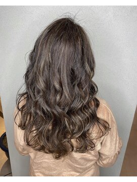 アンプヘアー 桂店(unpeu hair) 【白髪ぼかしハイライト】アッシュベージュ