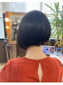 前下がりボブ