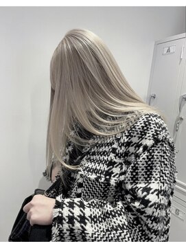 ヴィズバイエリーツ(vizz by elyts) シールエクステ/沖縄エクステ/北谷エクステ/バージンレミー毛