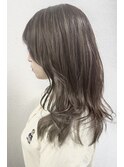 プラチナグレージュ