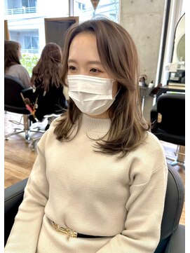 レイラバイアフロート 吉祥寺(Lila by afloat) くびレイヤーエモージュ黒髪ベージュ 20代30代40代