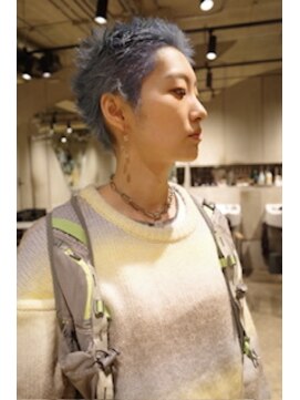 ビビト(bibito) bibito ショートグラデーションカラー　ブルーヘア