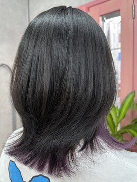 アン ブリーチ 大宮駅東口店(UN BLEACH) インナーカラー×ウルフカット