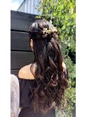 ふわふわロングの編み込みハーフアップ