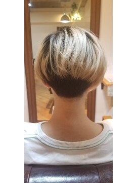 エフェクト 横浜(effect) ブリーチCOLOR