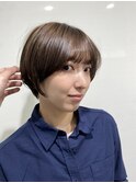 【丸みショートヘア】