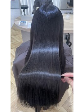 ジーナ 福岡天神(Zina) 髪質改善/縮毛矯正/Zina福岡天神