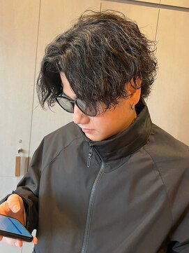 エリマバイフィフス 調布(elima by fifth) S字のカールが人気のセンターパート×波巻きスパイラルパーマ