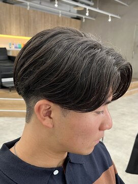 ラヴィズムバイフィフス(LUVISM by fifth) ニュアンスパーマ毛流れパーマセンターパート新潟万代