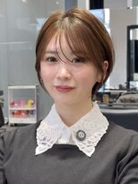 ビューシンサイバシ(VIEW SHINSAIBASHI)&nbsp;流れる前髪で、さりげなく大人の色気