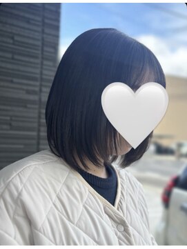 トゥエンティ(twenty) 小顔レイヤーボブ