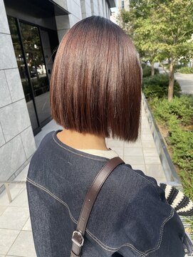 エクシア(EXCIA) 切りっぱなしボブ