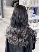 シエラ 心斎橋(CIERA.)&nbsp;ウルフパーマクラゲカットアンブレラカラークラゲヘア