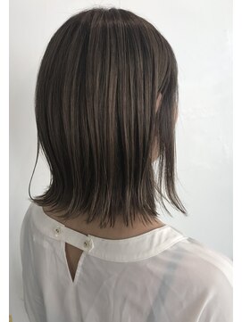 ドア(door) 切りっぱなしなボブ