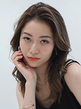 クレール 松戸(Clair) くびれボブ/カーキグレージュ/大人かわいい/フェザーバング