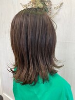 プランタン(Printemps)&nbsp;ナチュラルモード小顔大人可愛い外ハネ☆ブラウンメッシュミディ