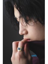 セカンドルーム ティーシーヘアー(2nd room TC hair)&nbsp;毛先の質感にもこだわったセンターパート