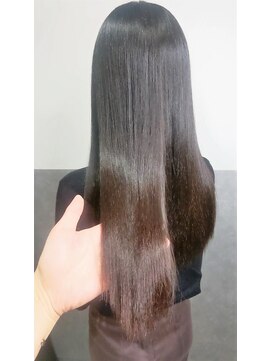 ナカドット エマノン 池袋(__naka.__ EMANON) 10代20代30代40代/髪質改善酸性ストレートアッシュブラック/池袋