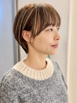 30代40代50代耳かけショート前髪なしハンサムショートカット