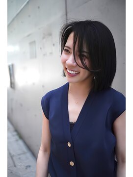 ビュートリアム 梅田(BEAUTRIUM) 前髪流し/レイヤー/ボブ/20代/30代/40代