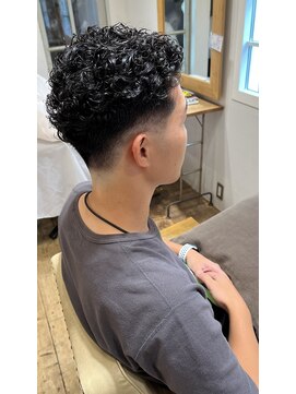 イオ(io) メンズパーマ