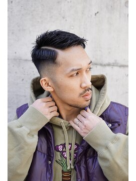 アストラ(ASTRA) 札幌大通駅/MEN'S/メンズカット/メンズパーマ/フェードカット