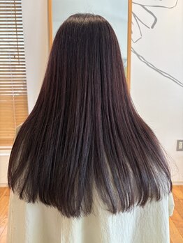 デイジーヘアー(Daisy hair)の写真/ナチュラルでおしゃれな空間♪大人女性のための隠れ家サロンで心地よいヘアケアを楽しめます!