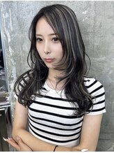 《*フェイスフレーミング×レイヤーカット*》顔まわりにコントラス差ができ、より華やかな印象に＊(高槻）