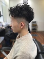 ルシードスタイル キューブ メンズ(LUCIDO STYLE Cube men's)&nbsp;メンズフェード×ツイストスパイラルパーマ｜刈り上げ短髪
