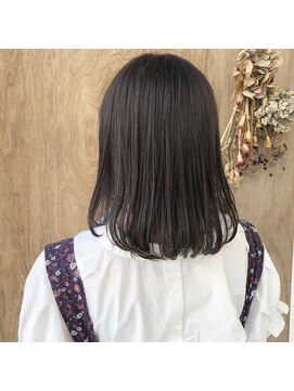 ツイギー 歩行町店(TWiGGY) 透け感ボブ×パールグレー♪♪