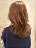 ニュイ(Nuii)&nbsp;重軽なニュアンスが可愛い、セミロングレイヤー