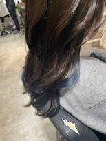 ファミリア バイ リトル(Familia by little) 艶髪カラー/インナーブルー【Familia平塚／平塚駅】